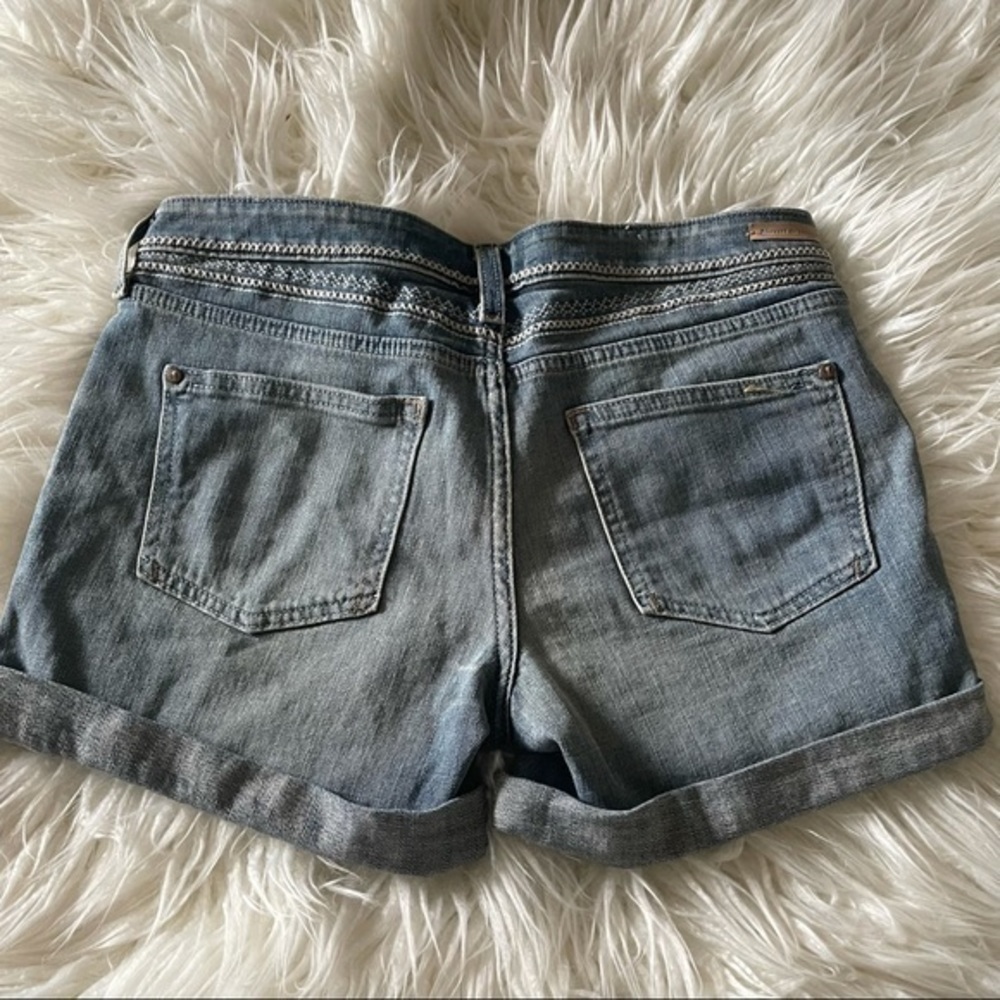 Anthro Pilcro stet embroidered denim jean short‎ 28 - Picture 4 of 8